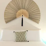Le Flaneur - Vintage Bed & Breakfast