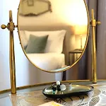 Le Flaneur - Vintage