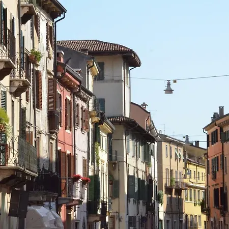 Le Flaneur - Vintage Bed & Breakfast 3*