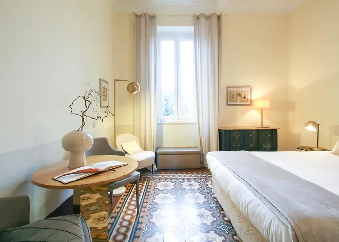 Le Flaneur - Vintage 3* ורונה