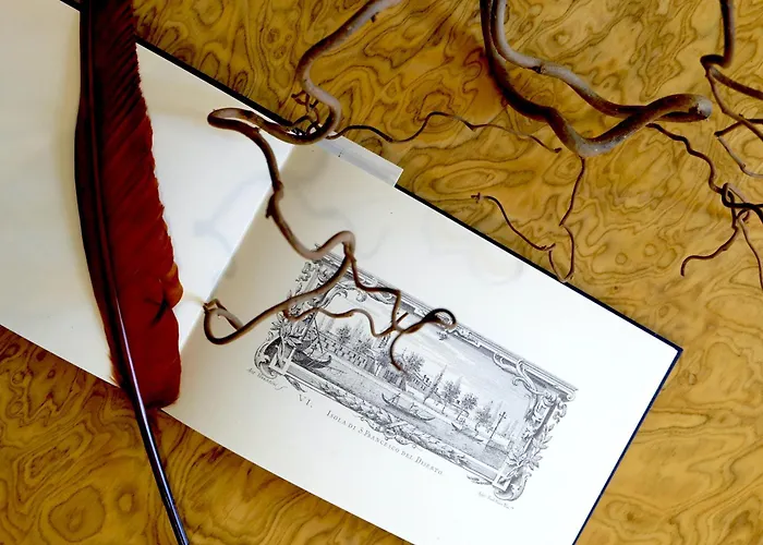 Le Flaneur - Vintage Bed & Breakfast 3*
