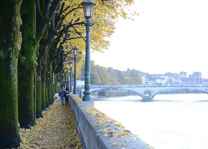 Le Flaneur - Vintage 3*